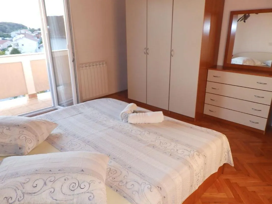 Apartments Ljubica Kampor