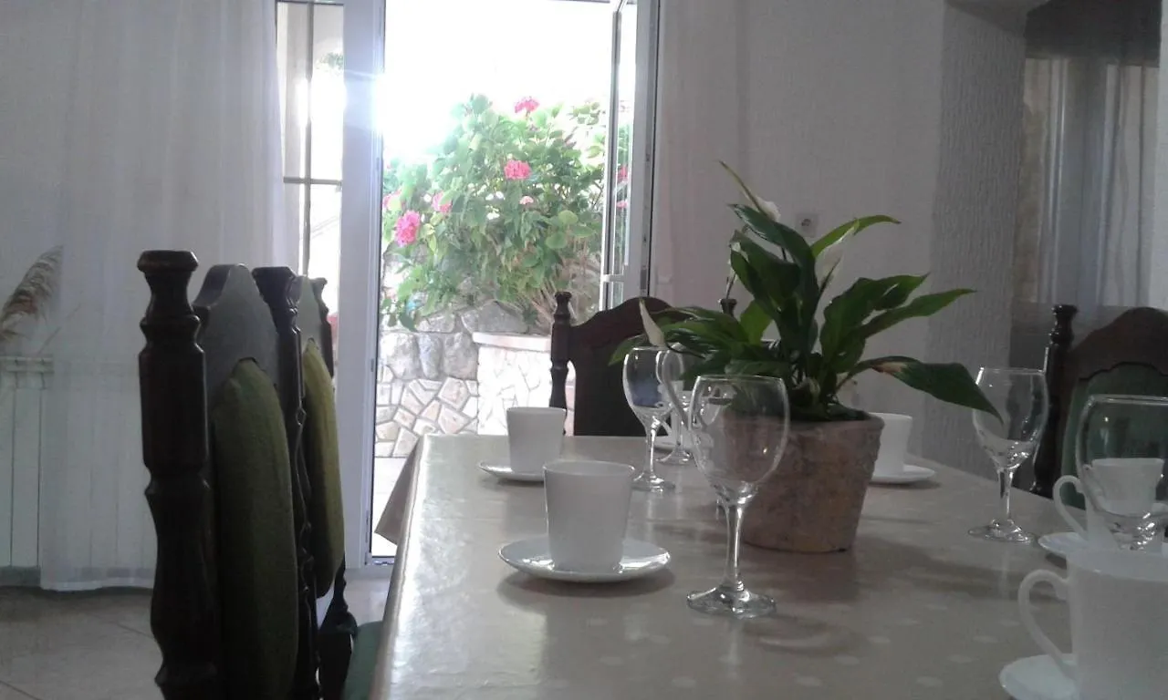 Apartments Ljubica Kampor 0*,  Croatia