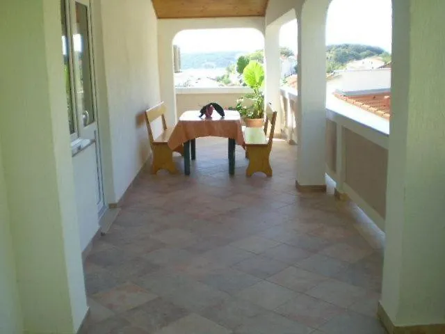 Apartments Ljubica Kampor